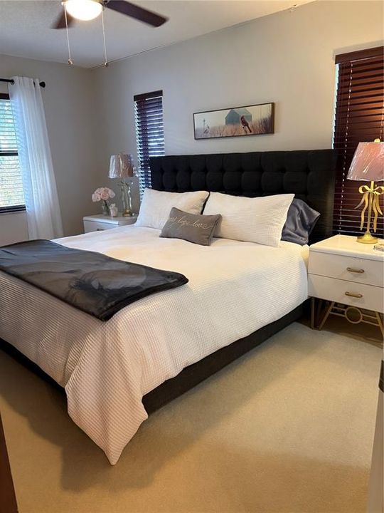 For Rent: $2,200 (2 beds, 2 baths, 934 Square Feet)