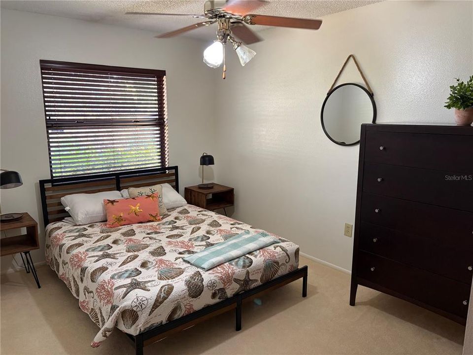 For Rent: $2,200 (2 beds, 2 baths, 934 Square Feet)