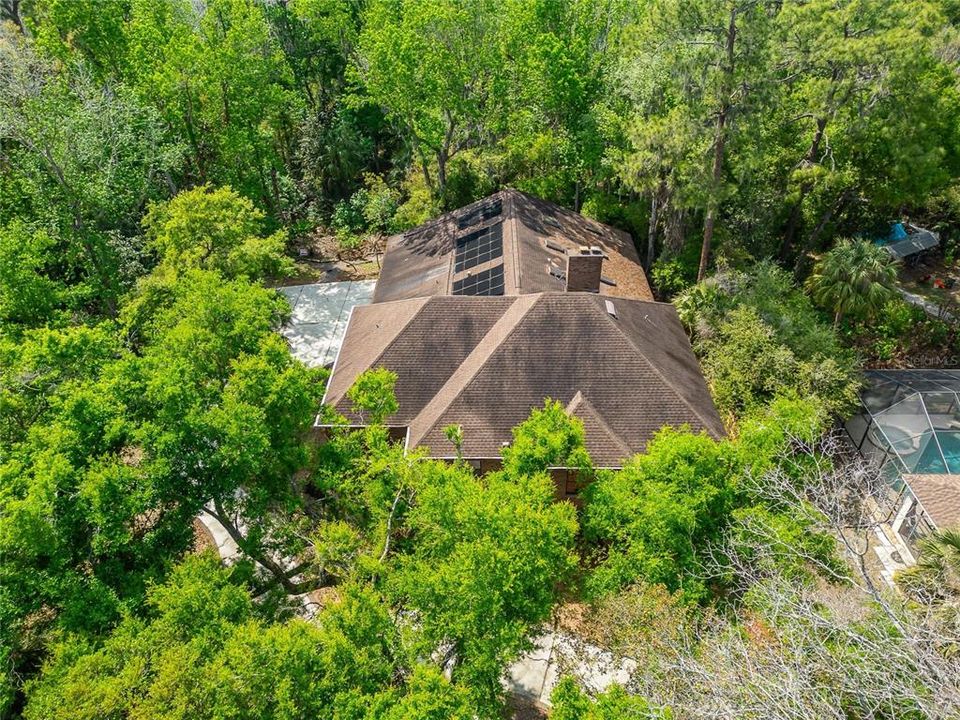 Activo con contrato: $800,000 (4 camas, 4 baños, 4819 Pies cuadrados)