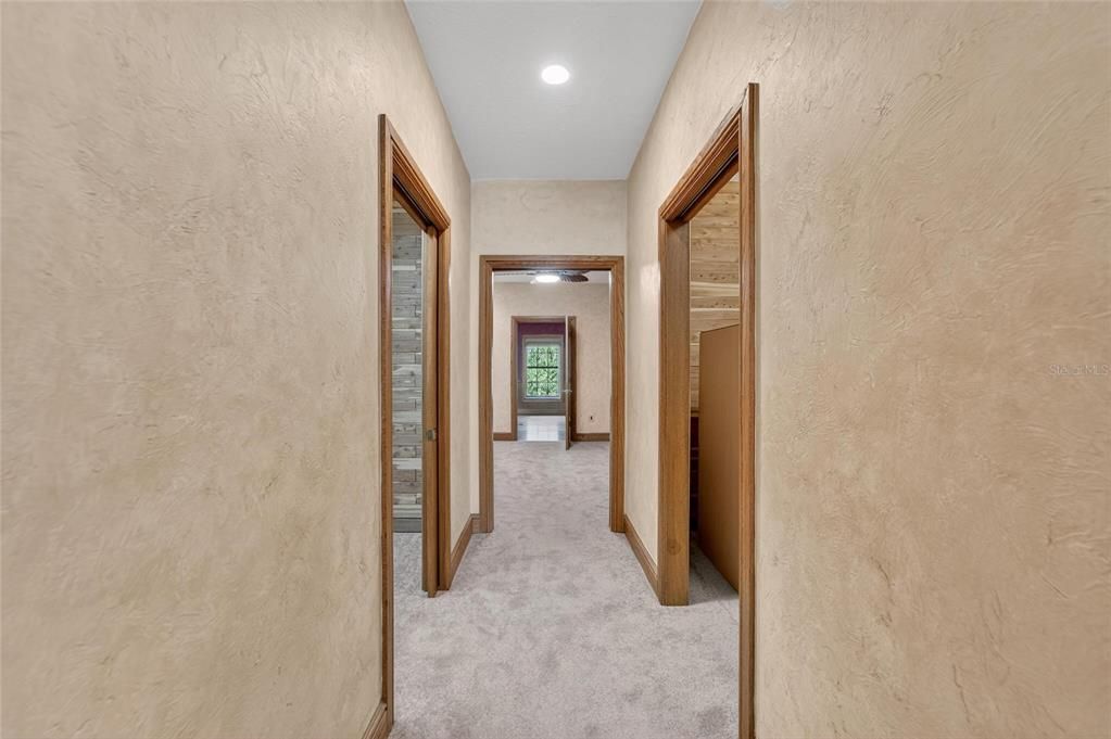Activo con contrato: $800,000 (4 camas, 4 baños, 4819 Pies cuadrados)