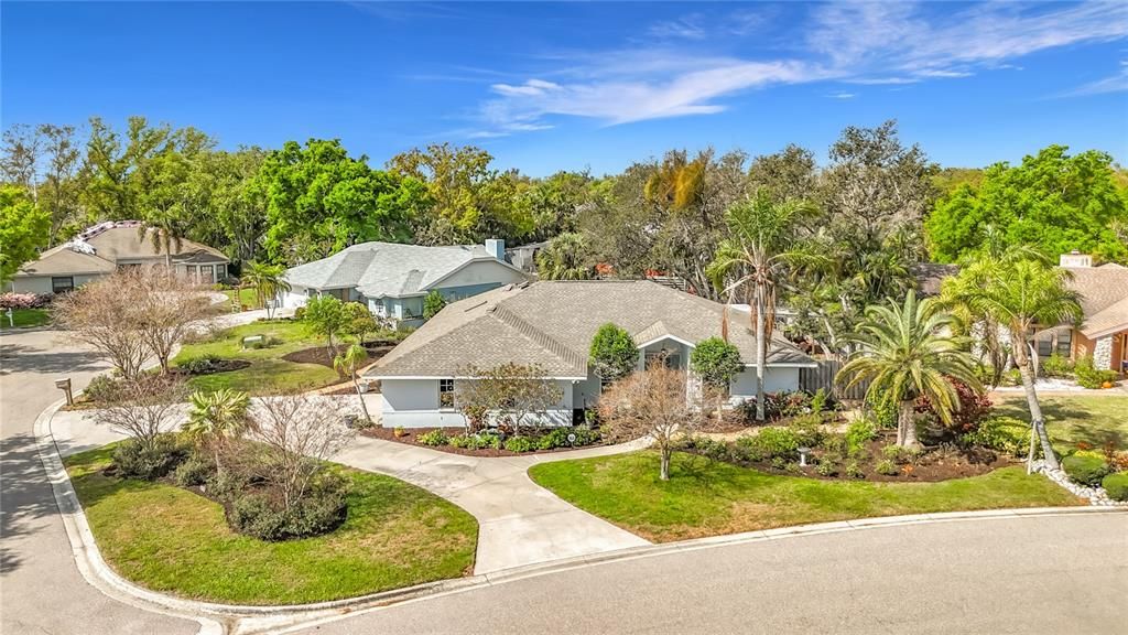 Active With Contract: $574,900 (4 beds, 2 baths, 2474 Square Feet)