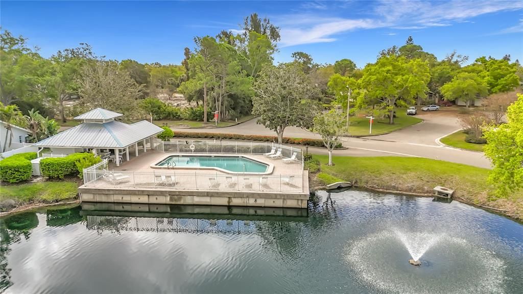 Active With Contract: $574,900 (4 beds, 2 baths, 2474 Square Feet)
