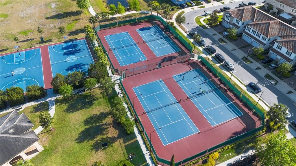 Под контрактом: $375,000 (2 спален, 2 ванн, 1697 Квадратных фут)