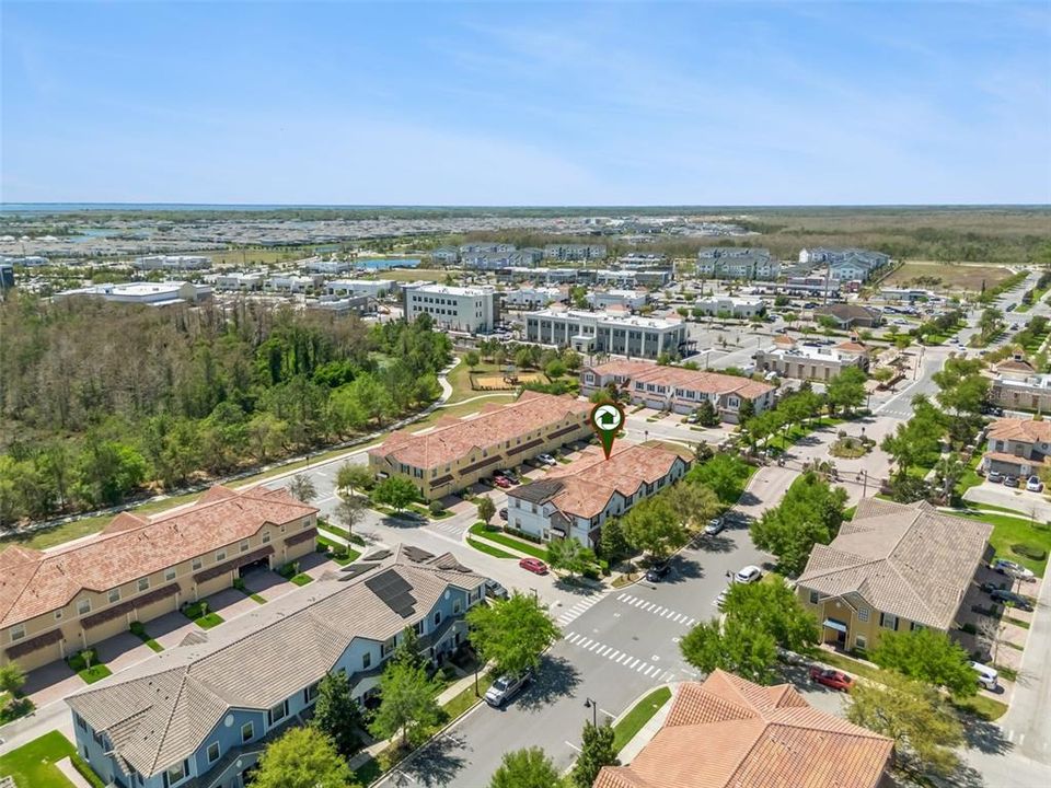 Под контрактом: $375,000 (2 спален, 2 ванн, 1697 Квадратных фут)
