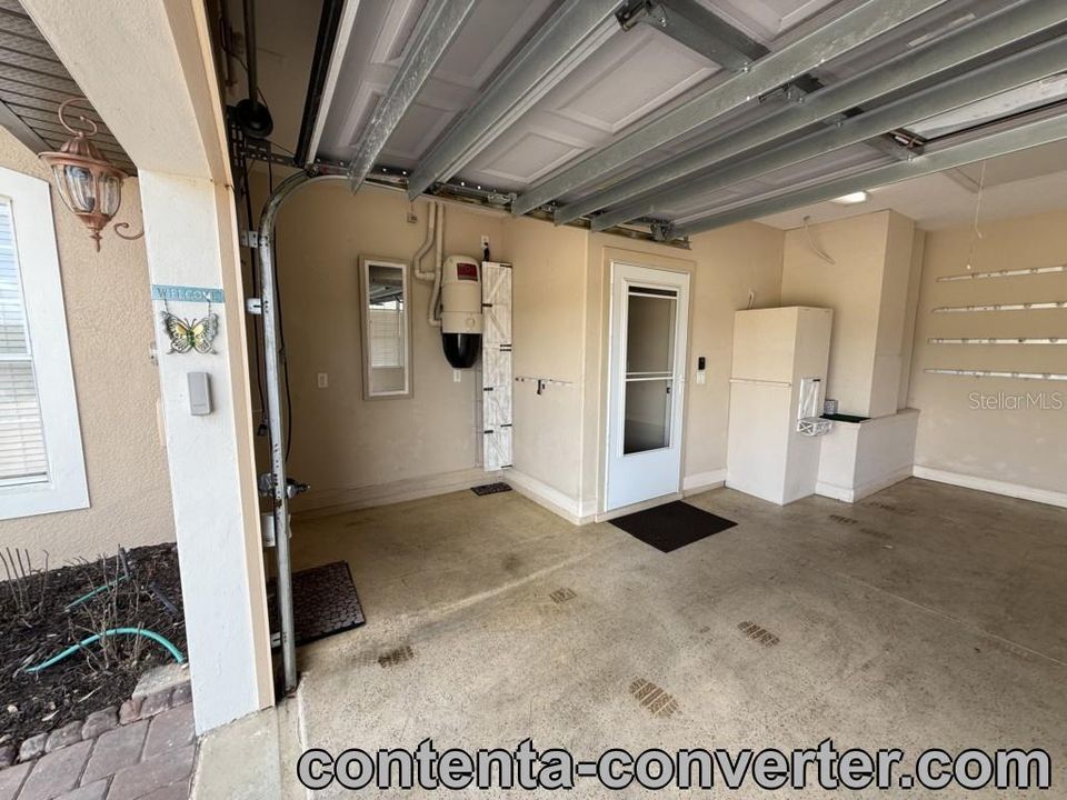 For Rent: $2,795 (2 beds, 2 baths, 2100 Square Feet)