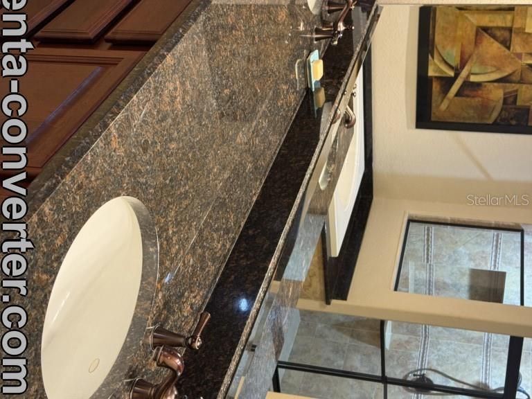 For Rent: $2,795 (2 beds, 2 baths, 2100 Square Feet)