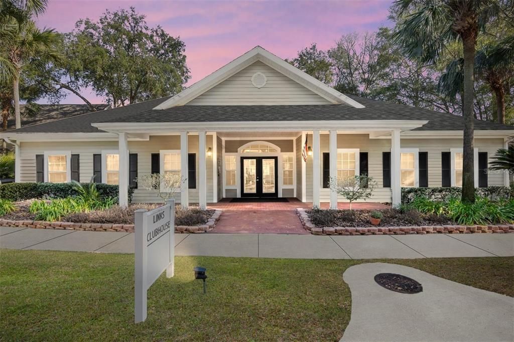 En Venta: $234,500 (3 camas, 2 baños, 1454 Pies cuadrados)