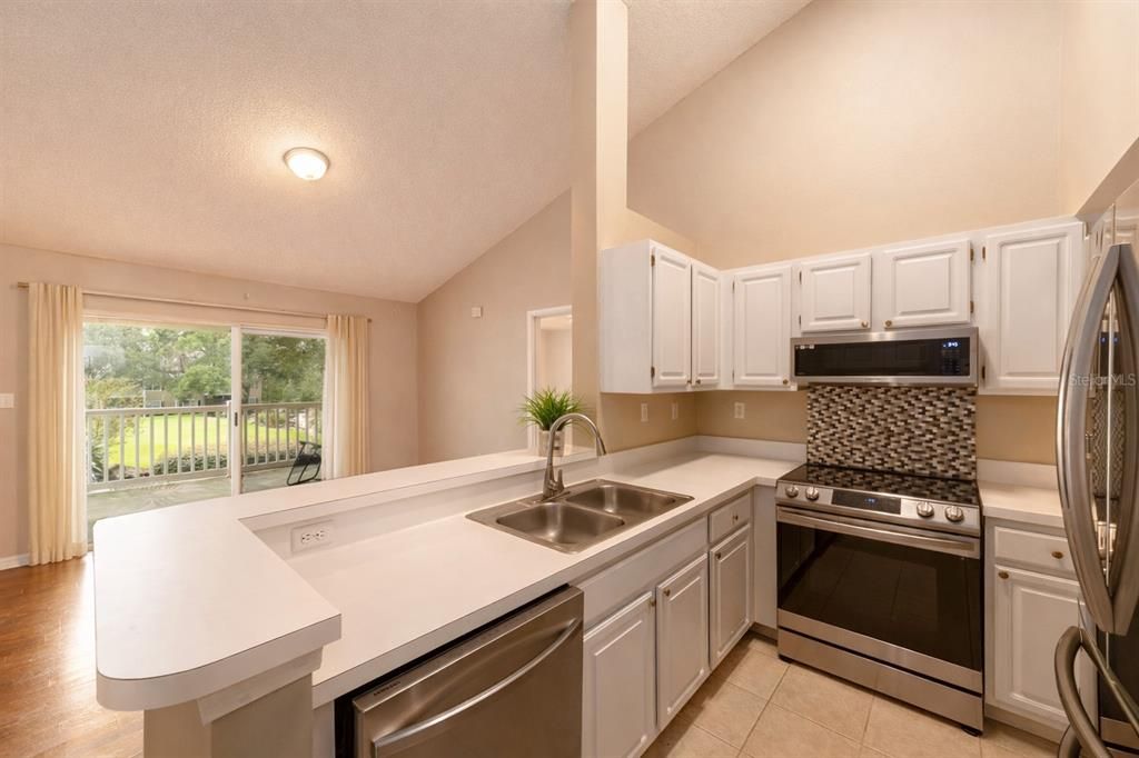 En Venta: $234,500 (3 camas, 2 baños, 1454 Pies cuadrados)