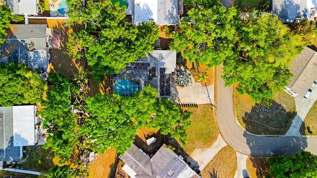 Activo con contrato: $599,000 (4 camas, 2 baños, 1718 Pies cuadrados)