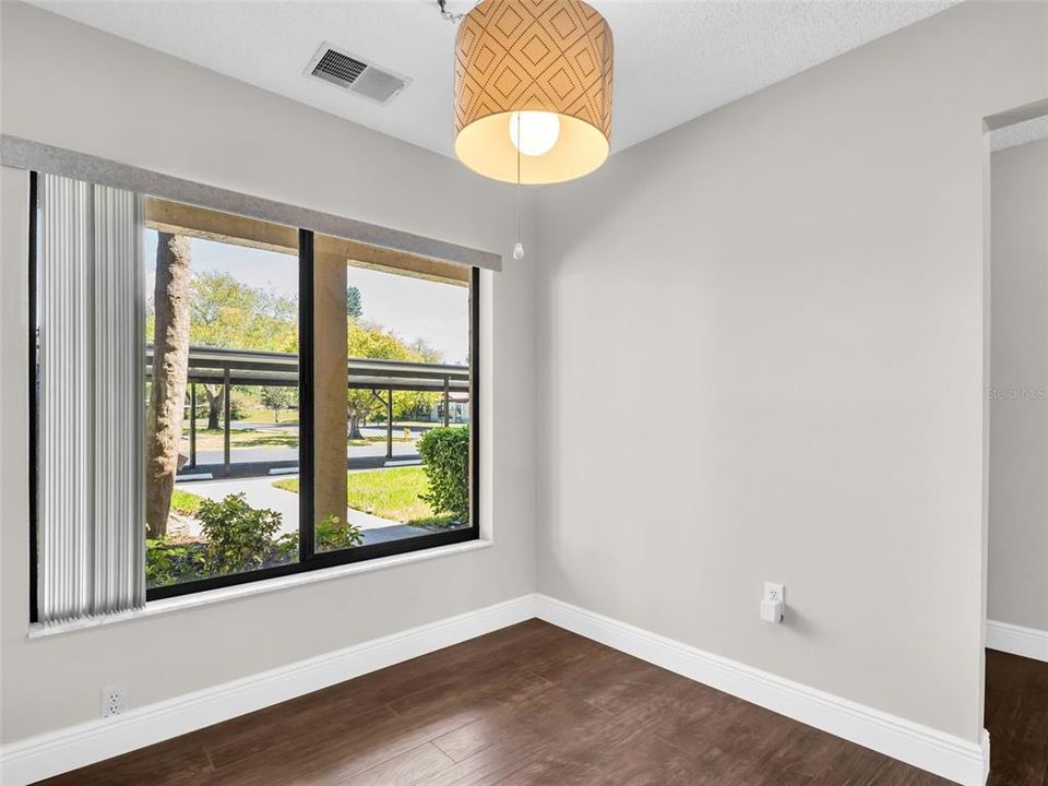 En Venta: $279,000 (3 camas, 2 baños, 1500 Pies cuadrados)