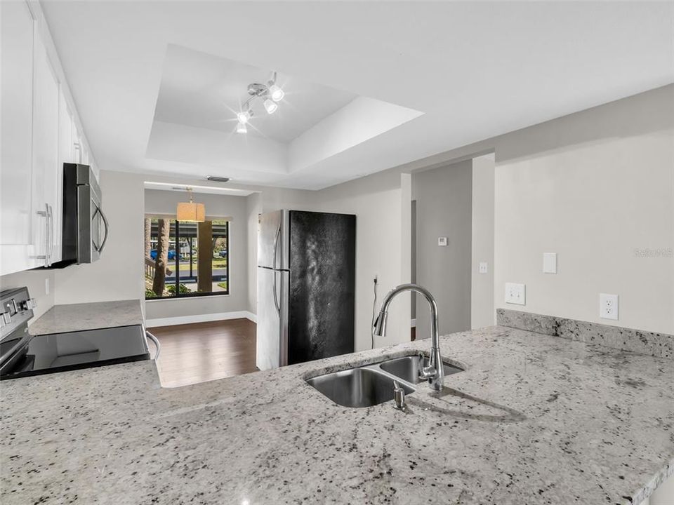 En Venta: $279,000 (3 camas, 2 baños, 1500 Pies cuadrados)
