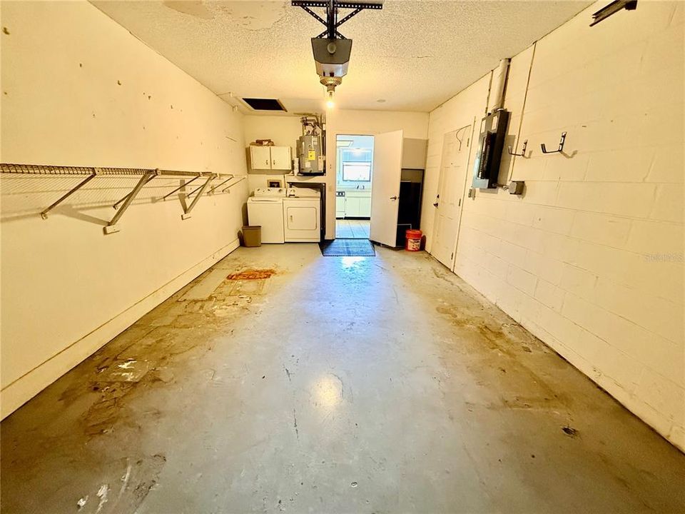На продажу: $214,900 (2 спален, 2 ванн, 973 Квадратных фут)