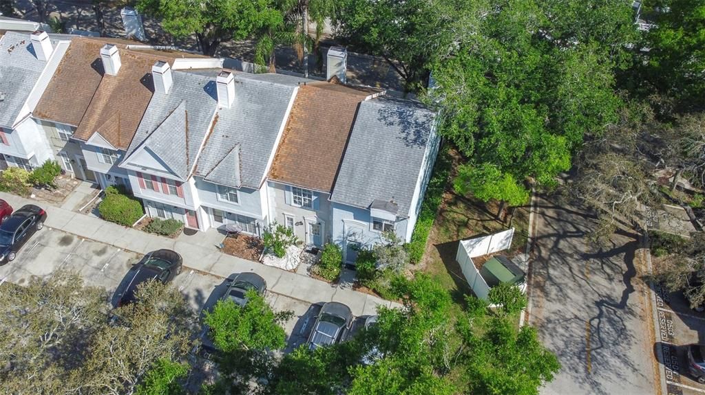 На продажу: $190,000 (2 спален, 2 ванн, 1110 Квадратных фут)