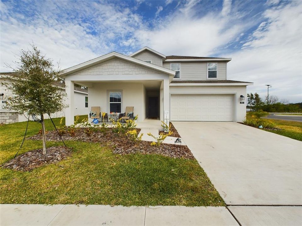 For Sale: $379,900 (4 beds, 3 baths, 2046 Square Feet)