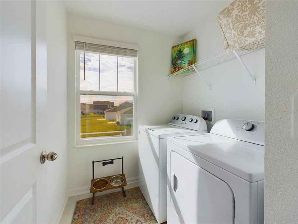 For Sale: $379,900 (4 beds, 3 baths, 2046 Square Feet)