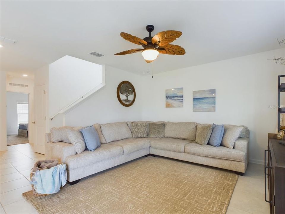 For Sale: $379,900 (4 beds, 3 baths, 2046 Square Feet)