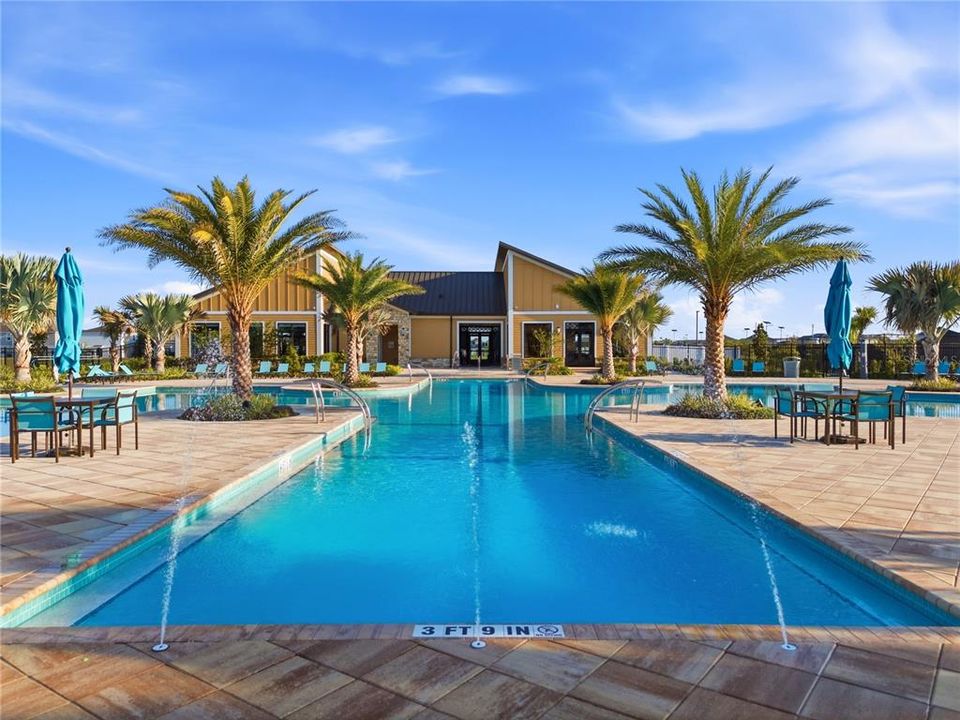 For Sale: $379,900 (4 beds, 3 baths, 2046 Square Feet)