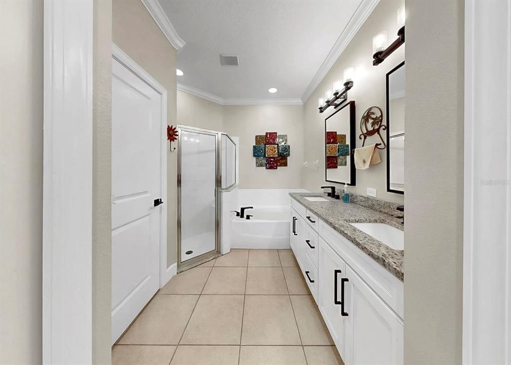 En Venta: $384,000 (3 camas, 2 baños, 1828 Pies cuadrados)