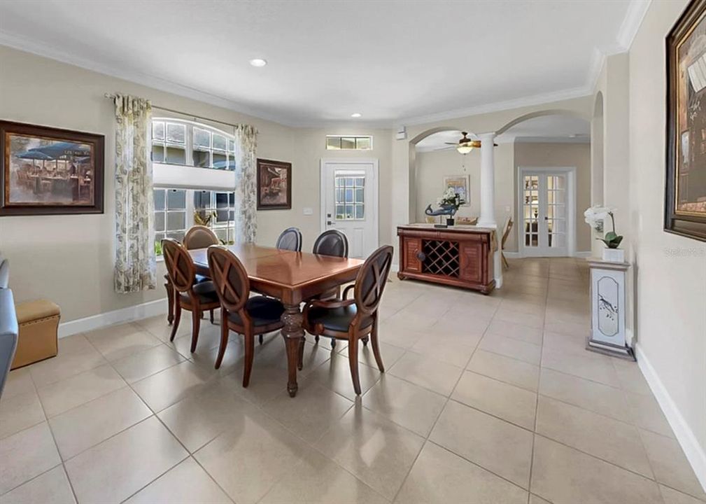 En Venta: $384,000 (3 camas, 2 baños, 1828 Pies cuadrados)