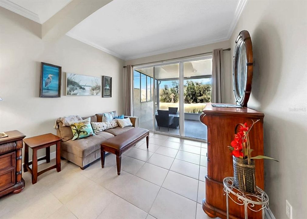 En Venta: $384,000 (3 camas, 2 baños, 1828 Pies cuadrados)