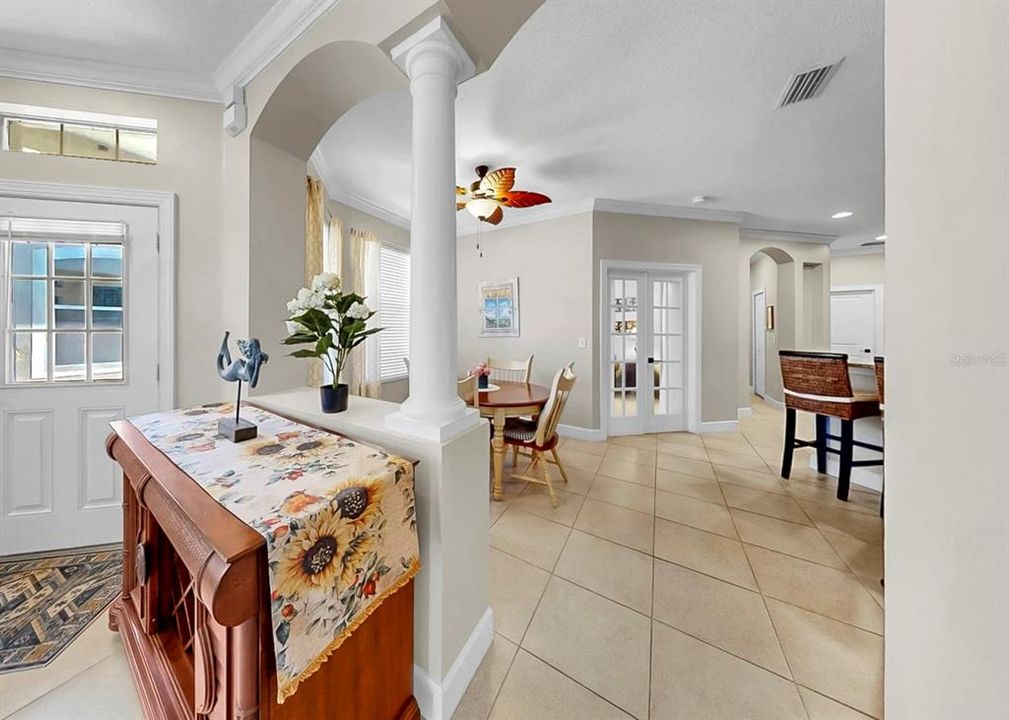 En Venta: $384,000 (3 camas, 2 baños, 1828 Pies cuadrados)