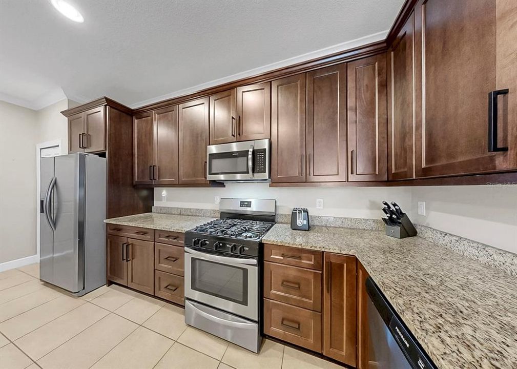 En Venta: $384,000 (3 camas, 2 baños, 1828 Pies cuadrados)