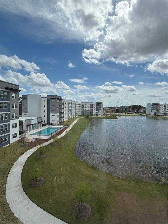 For Rent: $1,490 (1 beds, 1 baths, 750 Square Feet)