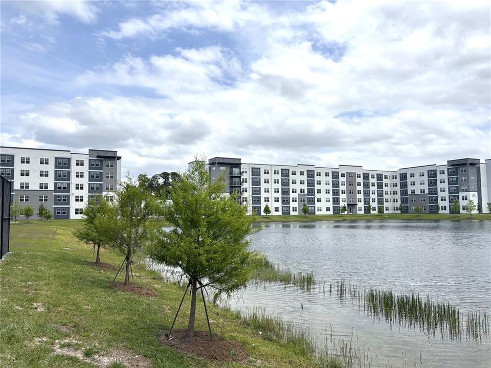 For Rent: $1,490 (1 beds, 1 baths, 750 Square Feet)