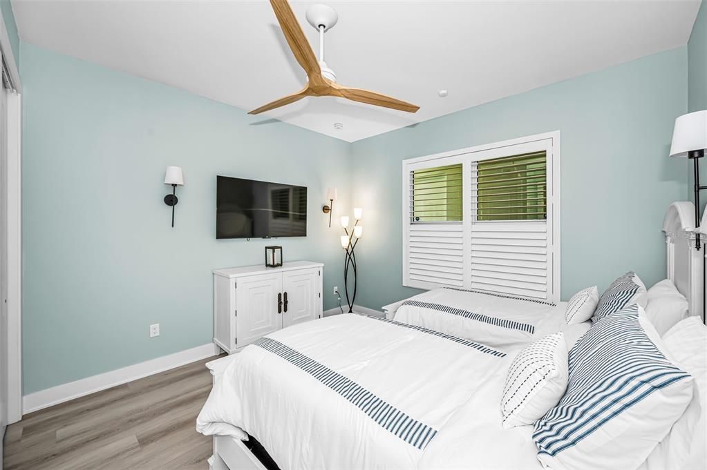 En Venta: $1,150,000 (3 camas, 3 baños, 1727 Pies cuadrados)