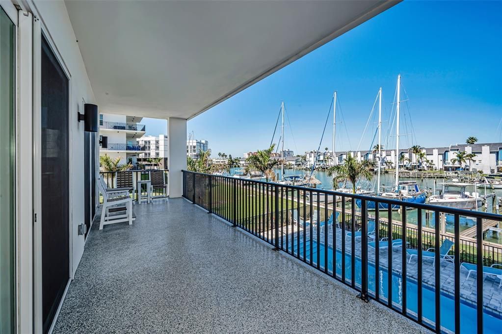 En Venta: $1,150,000 (3 camas, 3 baños, 1727 Pies cuadrados)