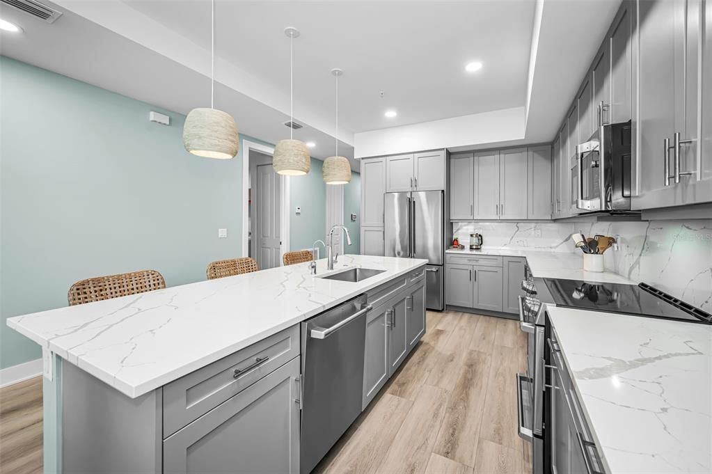 En Venta: $1,150,000 (3 camas, 3 baños, 1727 Pies cuadrados)