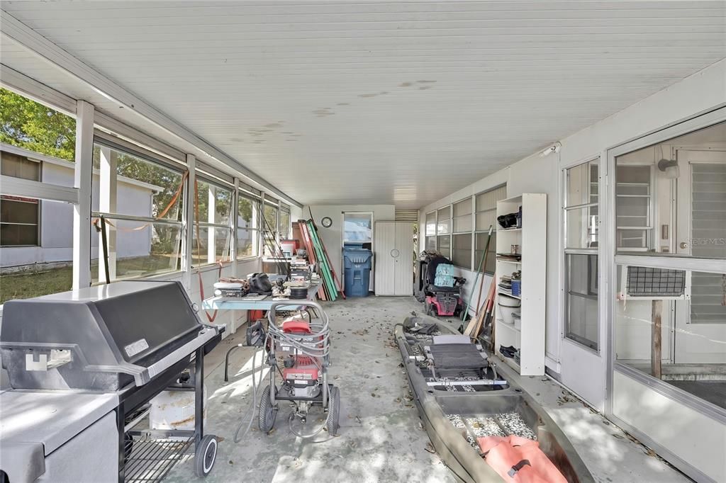 Activo con contrato: $85,000 (2 camas, 1 baños, 1410 Pies cuadrados)