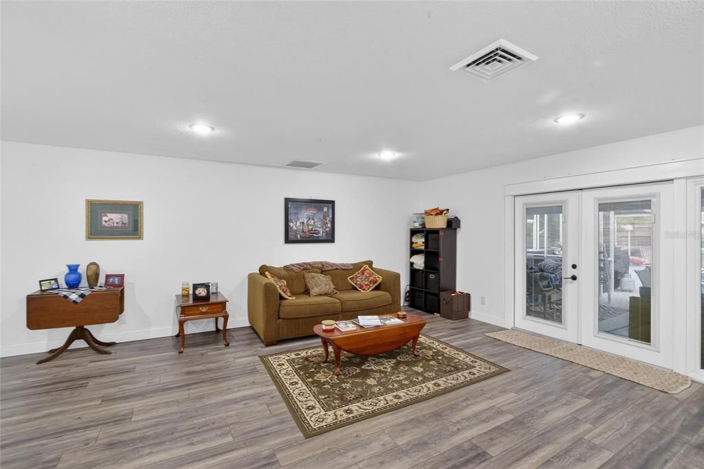 En Venta: $660,000 (5 camas, 3 baños, 3727 Pies cuadrados)