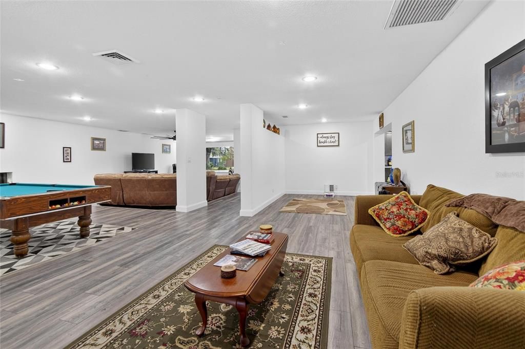En Venta: $660,000 (5 camas, 3 baños, 3727 Pies cuadrados)