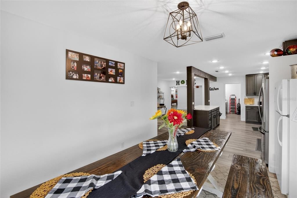 En Venta: $660,000 (5 camas, 3 baños, 3727 Pies cuadrados)