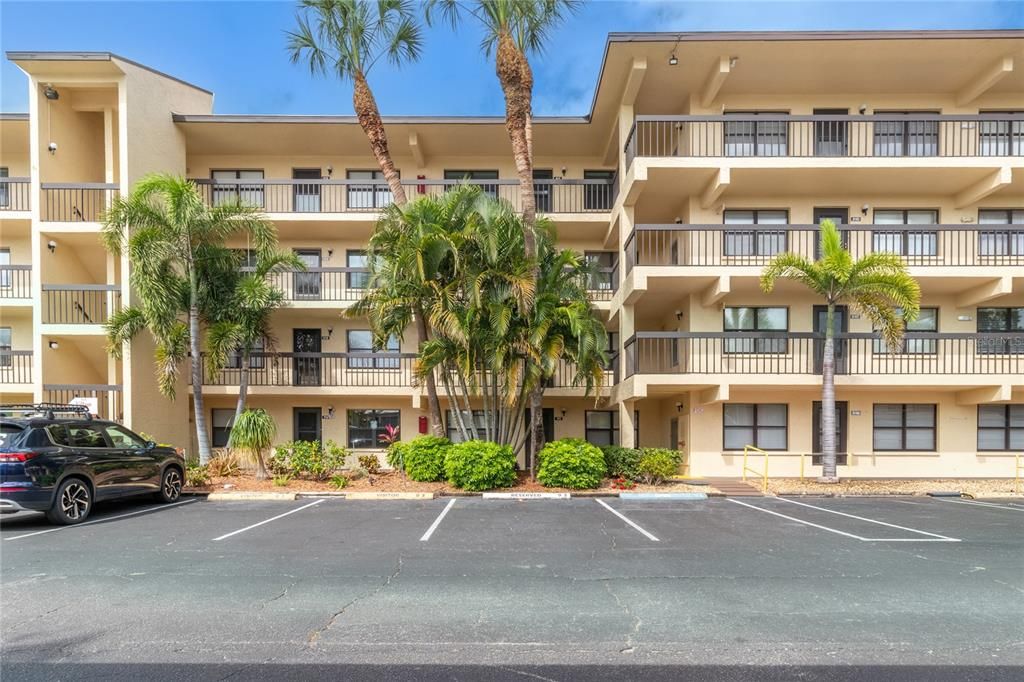 待售: $159,900 (2 贝兹, 2 浴室, 1144 平方英尺)