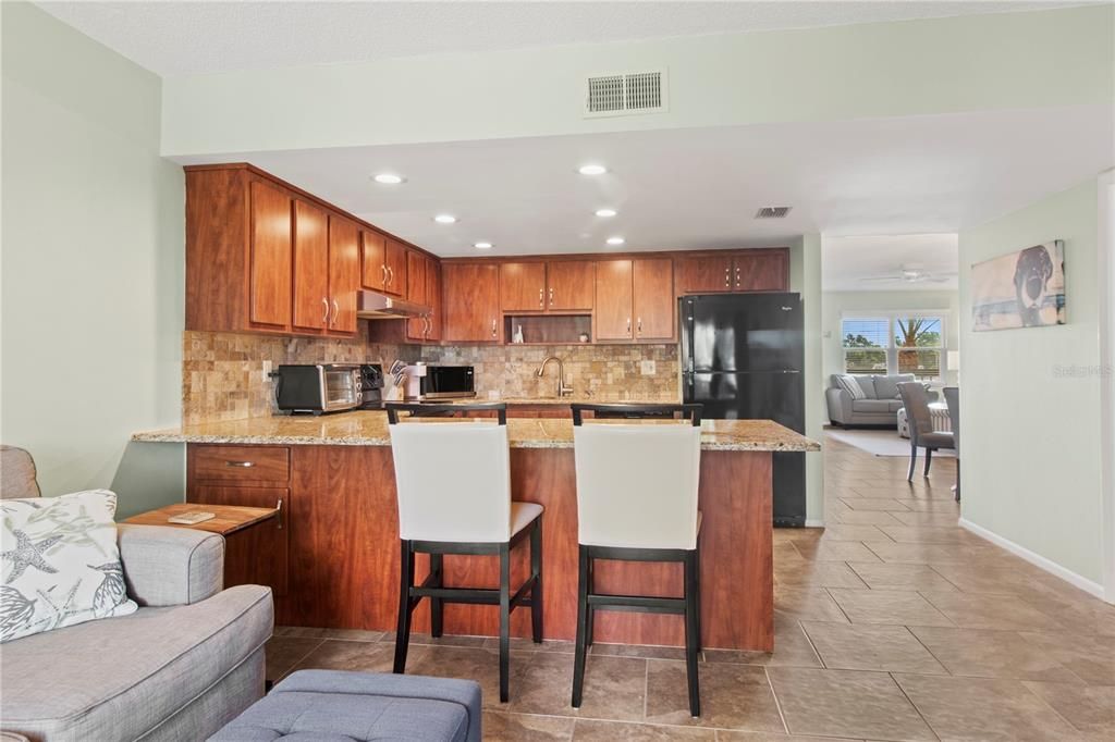 待售: $159,900 (2 贝兹, 2 浴室, 1144 平方英尺)