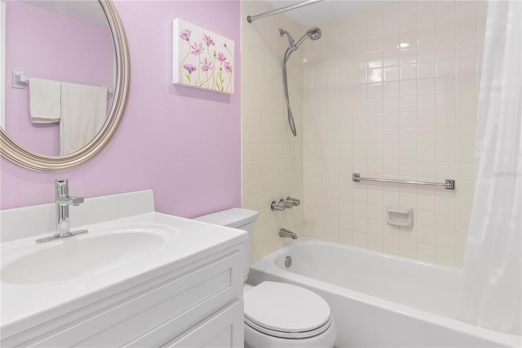 待售: $159,900 (2 贝兹, 2 浴室, 1144 平方英尺)