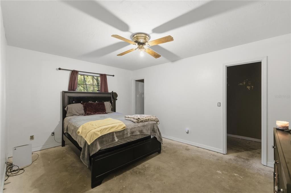 На продажу: $175,000 (3 спален, 2 ванн, 1275 Квадратных фут)