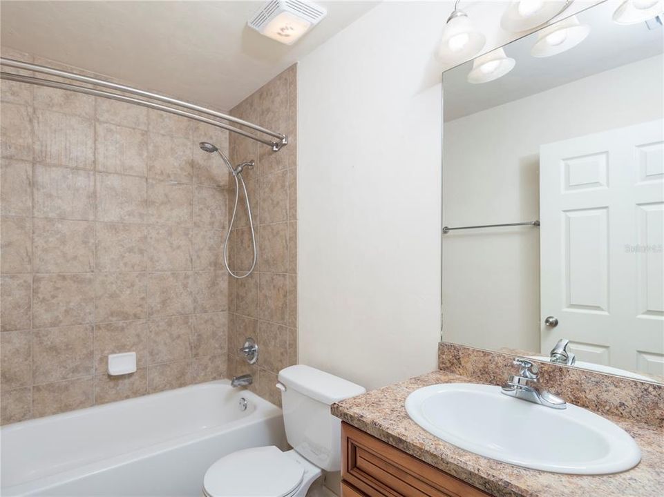For Rent: $1,700 (3 beds, 2 baths, 1199 Square Feet)