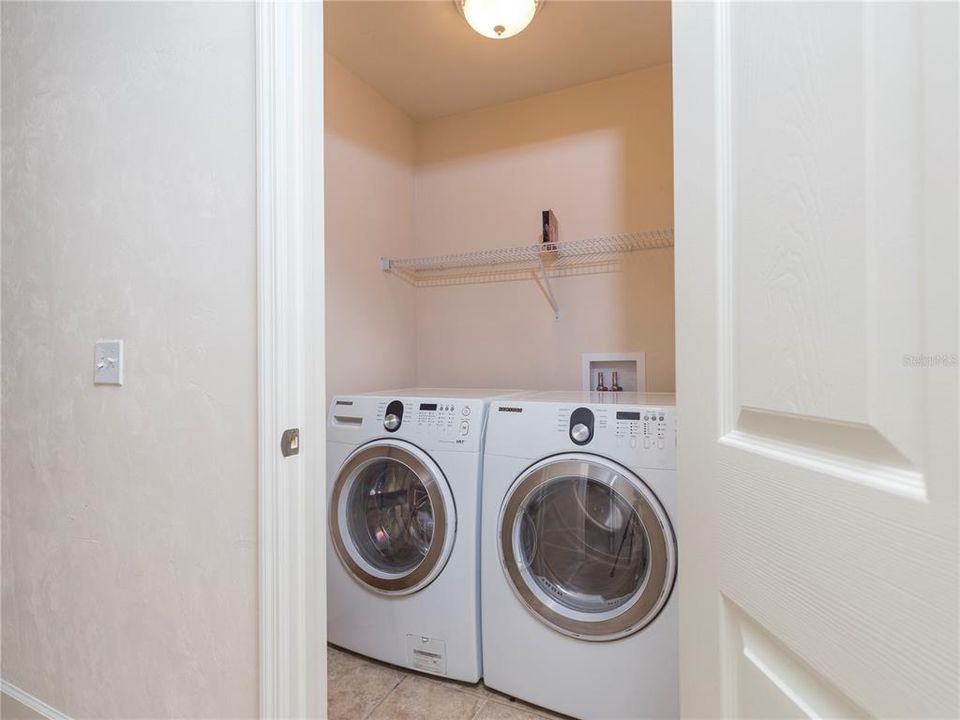 For Rent: $1,700 (3 beds, 2 baths, 1199 Square Feet)
