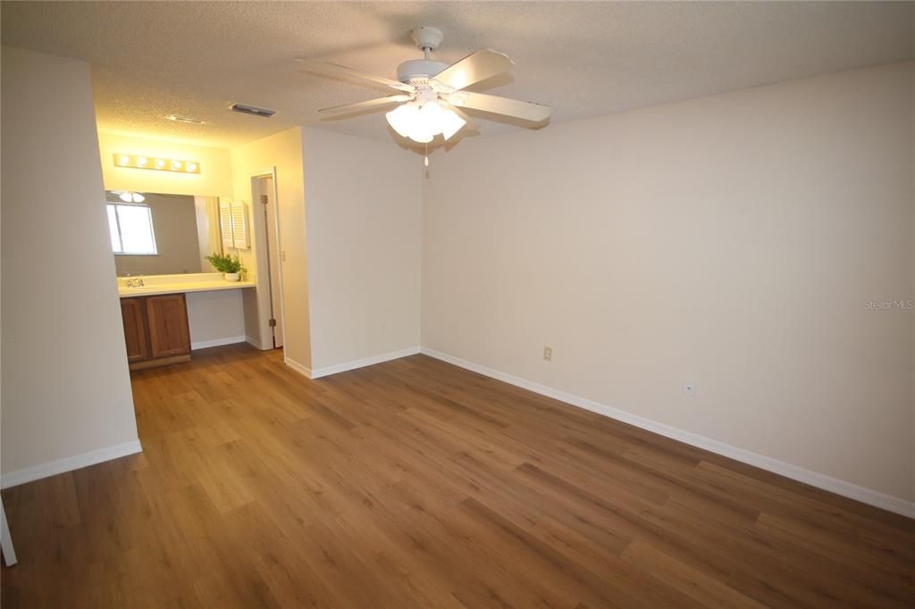 En Renta: $1,550 (2 camas, 2 baños, 1030 Pies cuadrados)