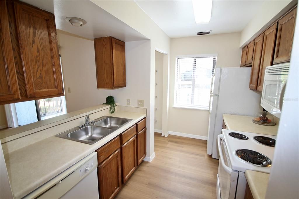 En Renta: $1,550 (2 camas, 2 baños, 1030 Pies cuadrados)