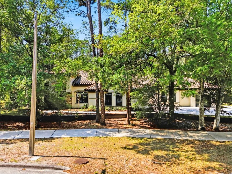 En Venta: $1,300,000 (4 camas, 3 baños, 3432 Pies cuadrados)