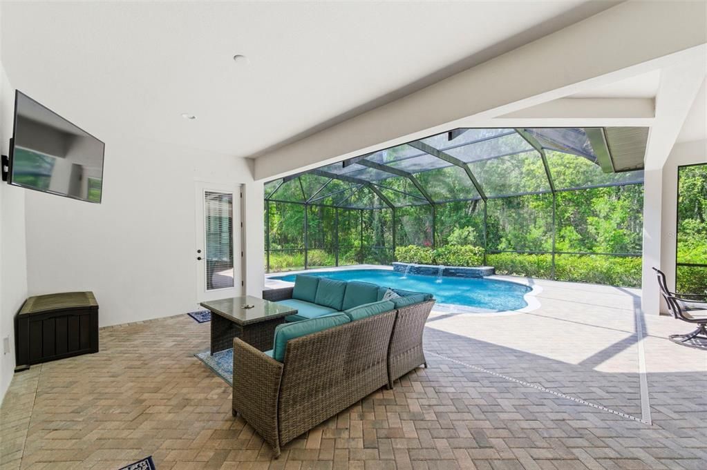 En Venta: $1,300,000 (4 camas, 3 baños, 3432 Pies cuadrados)