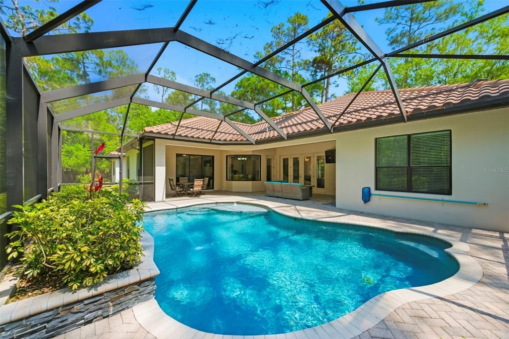En Venta: $1,300,000 (4 camas, 3 baños, 3432 Pies cuadrados)