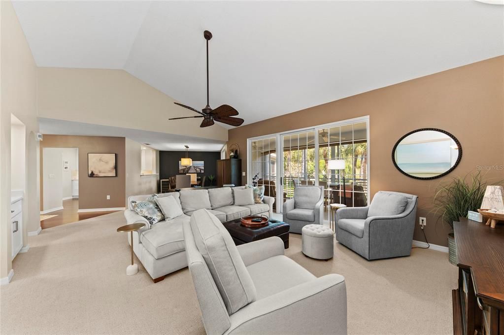 待售: $399,900 (3 贝兹, 3 浴室, 1824 平方英尺)