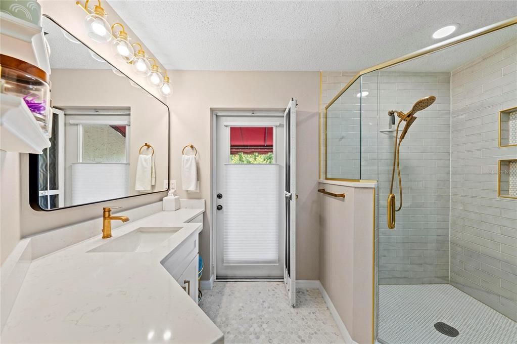 待售: $399,900 (3 贝兹, 3 浴室, 1824 平方英尺)