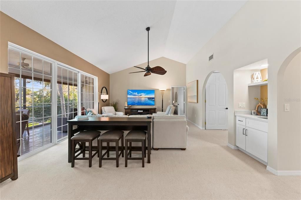 待售: $399,900 (3 贝兹, 3 浴室, 1824 平方英尺)