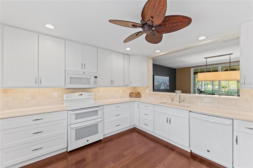 待售: $399,900 (3 贝兹, 3 浴室, 1824 平方英尺)